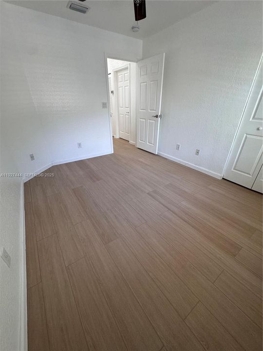 For Rent: $3,950 (3 beds, 2 baths, 2404 Square Feet)