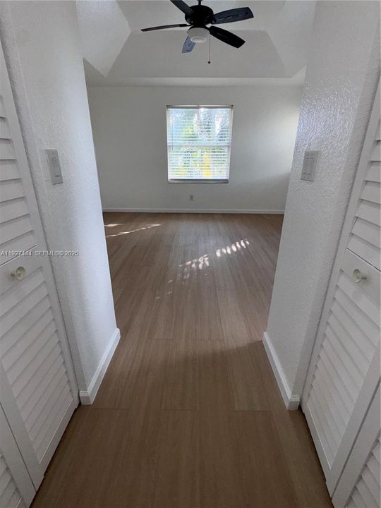 For Rent: $3,950 (3 beds, 2 baths, 2404 Square Feet)