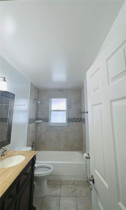 For Rent: $3,950 (3 beds, 2 baths, 2404 Square Feet)