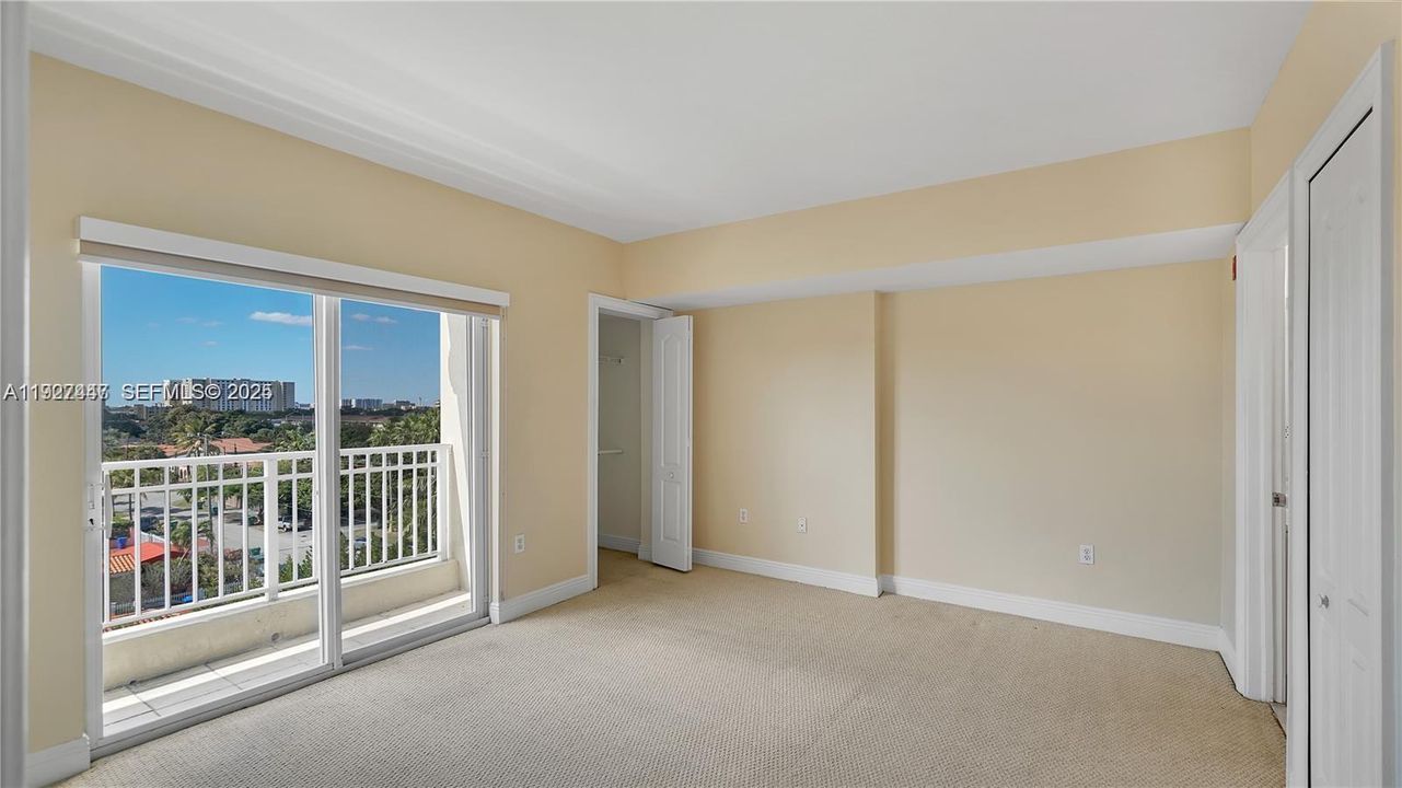 В аренду: $2,300 (1 спален, 1 ванн, 793 Квадратных фут)