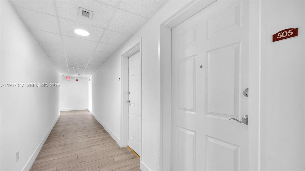 В аренду: $2,300 (1 спален, 1 ванн, 793 Квадратных фут)