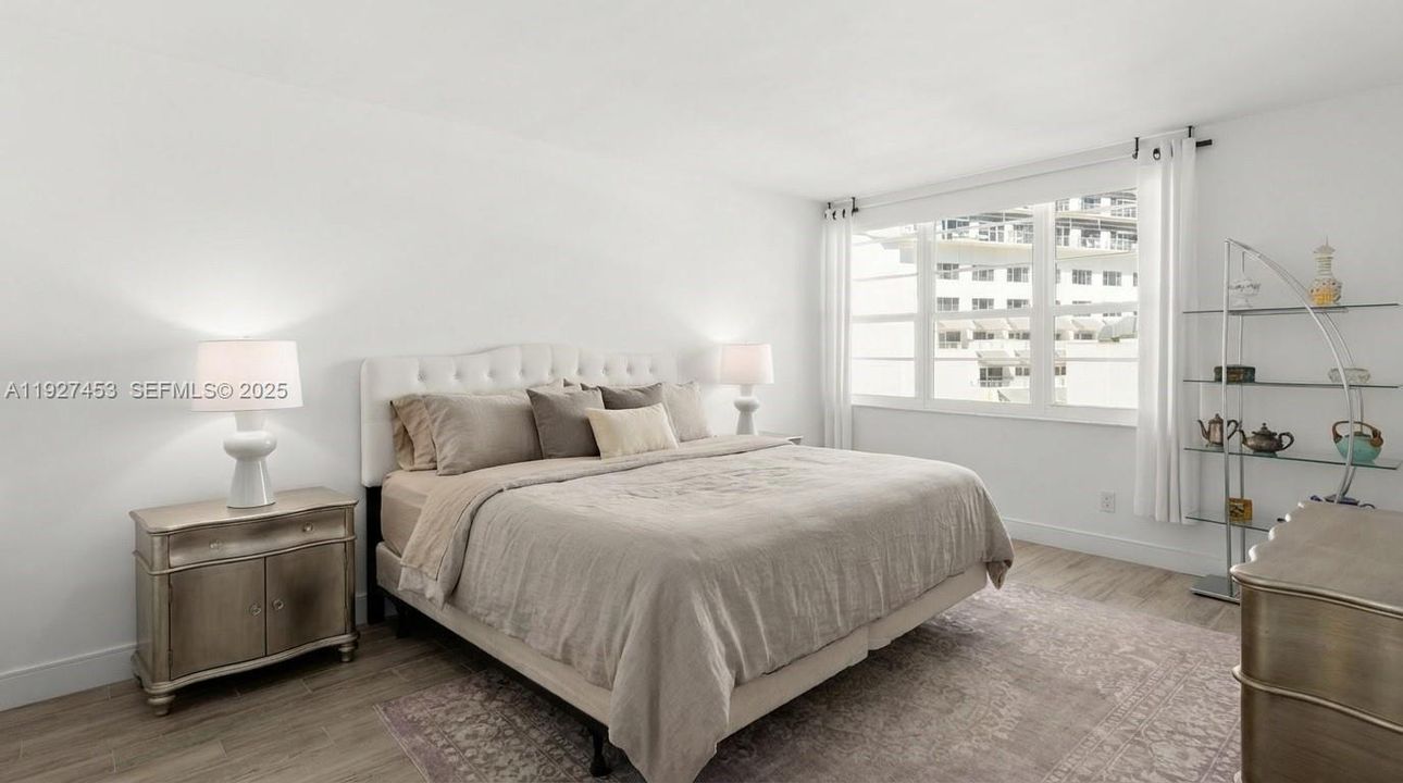 待售: $699,000 (1 贝兹, 1 浴室, 845 平方英尺)