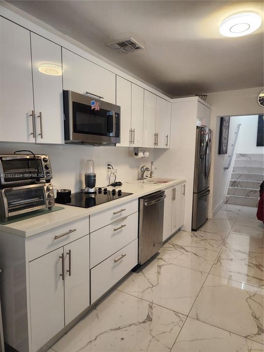 В аренду: $2,800 (2 спален, 1 ванн, 2533 Квадратных фут)