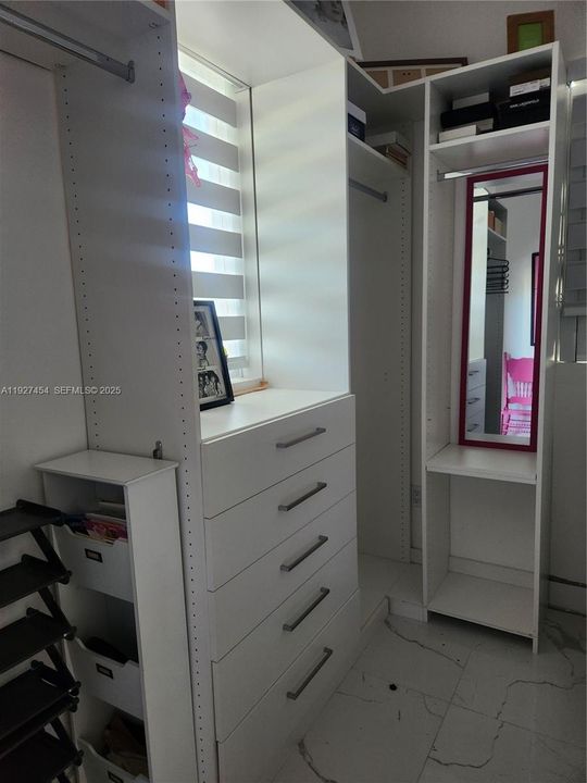 В аренду: $2,800 (2 спален, 1 ванн, 2533 Квадратных фут)