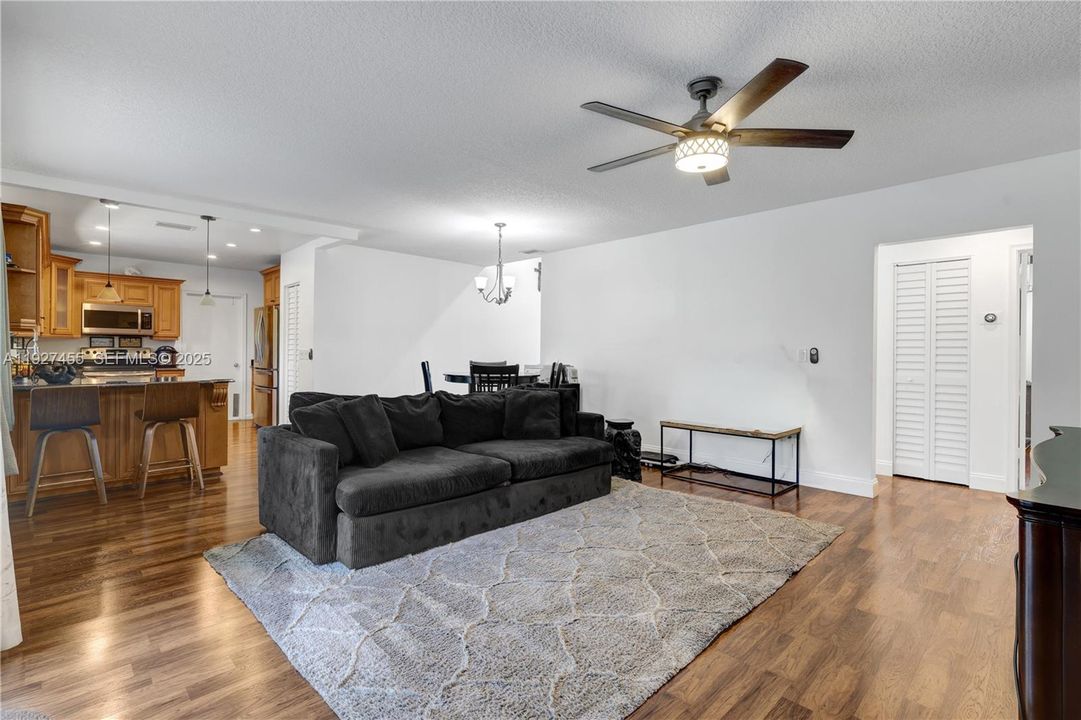 For Sale: $755,000 (4 beds, 2 baths, 1773 Square Feet)