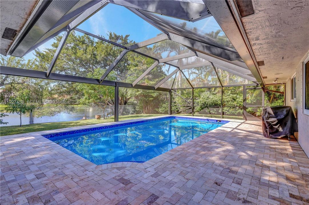 For Sale: $755,000 (4 beds, 2 baths, 1773 Square Feet)