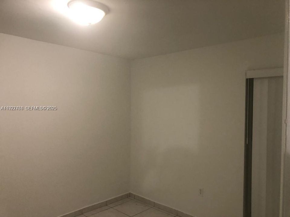 В аренду: $1,900 (2 спален, 2 ванн, 793 Квадратных фут)