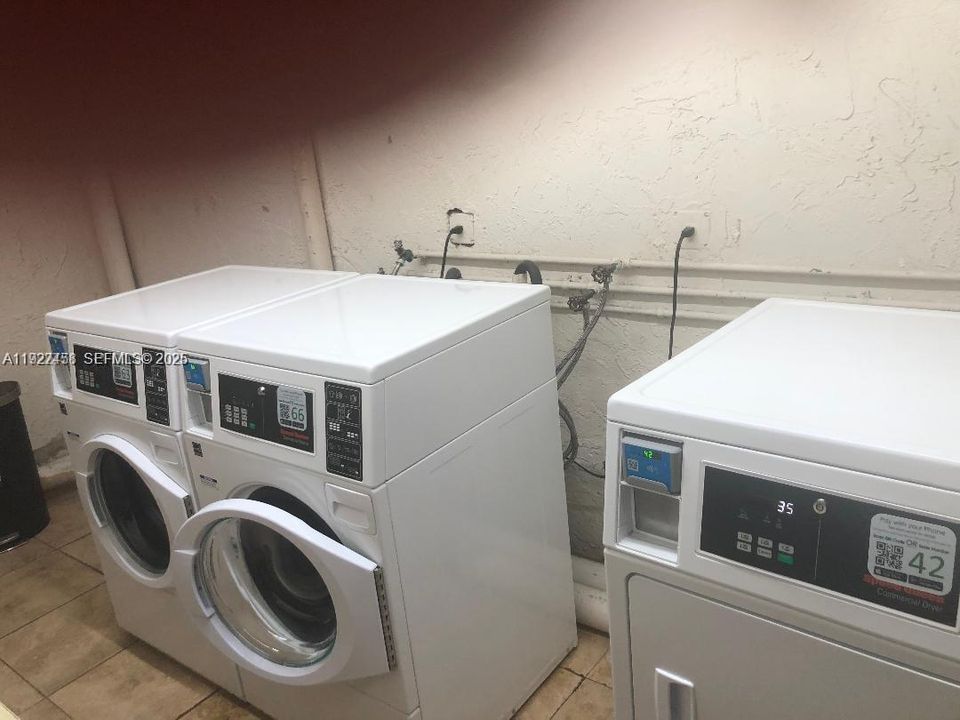 В аренду: $1,900 (2 спален, 2 ванн, 793 Квадратных фут)