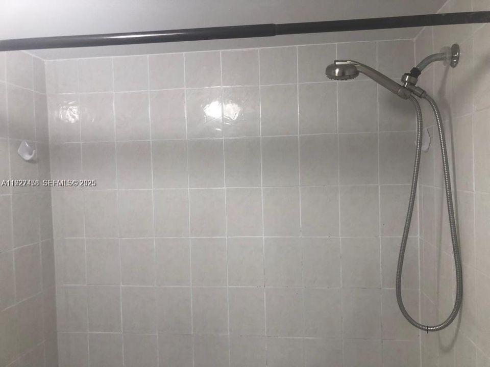 В аренду: $1,900 (2 спален, 2 ванн, 793 Квадратных фут)