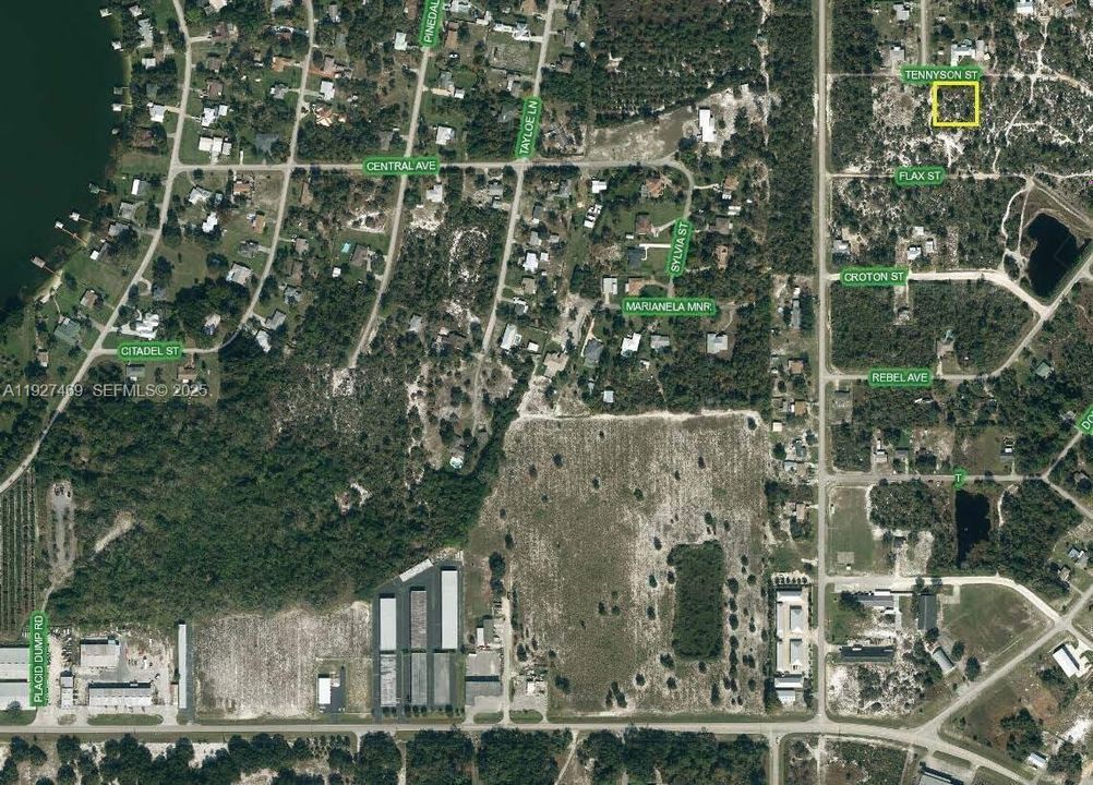 En Venta: $28,000 (0.52 acres)