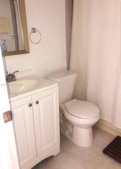 В аренду: $3,200 (2 спален, 1 ванн, 814 Квадратных фут)