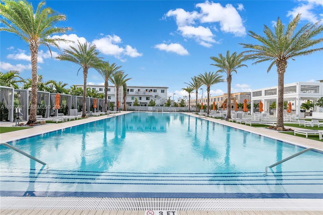 В аренду: $3,000 (3 спален, 2 ванн, 1102 Квадратных фут)