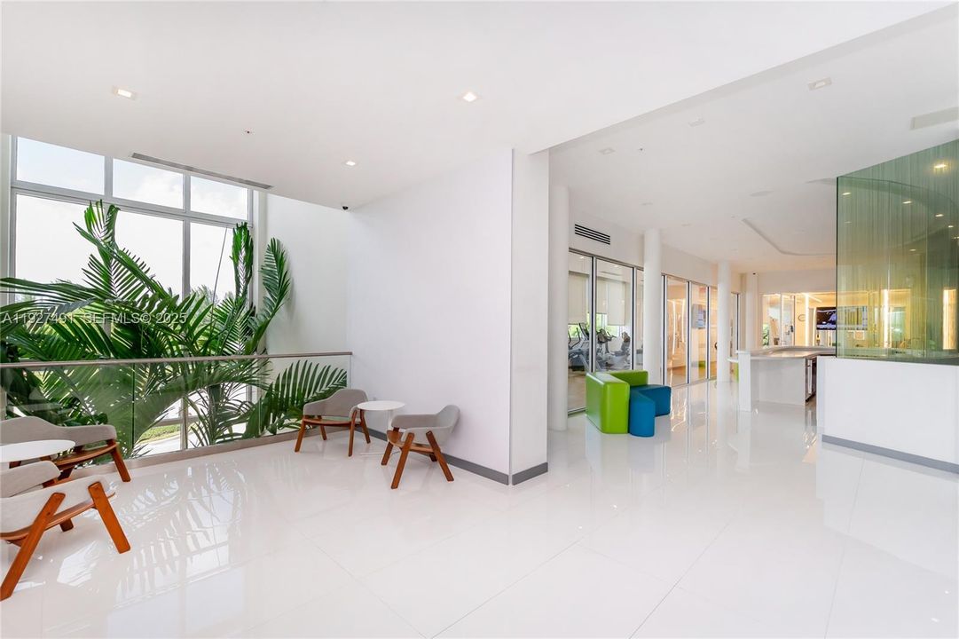 В аренду: $3,000 (3 спален, 2 ванн, 1102 Квадратных фут)