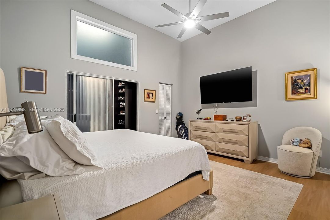 待售: $729,000 (2 贝兹, 2 浴室, 1680 平方英尺)