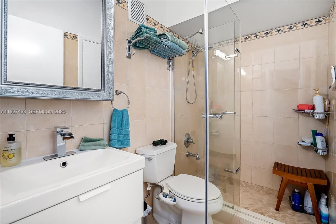 待售: $729,000 (2 贝兹, 2 浴室, 1680 平方英尺)