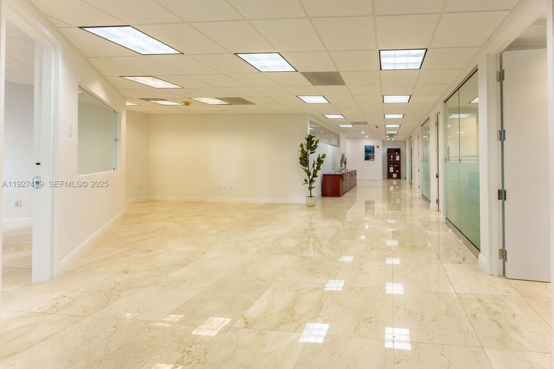 待售: $1,675,000 (0 贝兹, 0 浴室, 0 平方英尺)