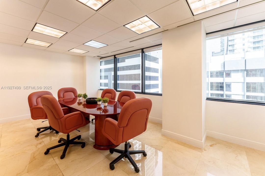 待售: $1,675,000 (0 贝兹, 0 浴室, 0 平方英尺)