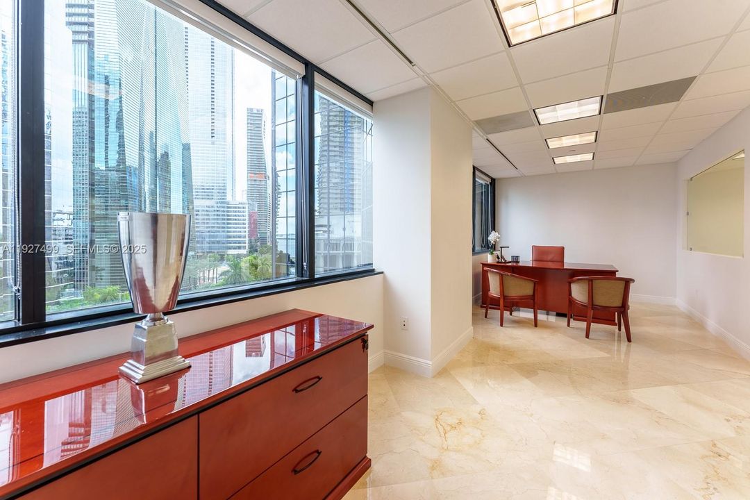 待售: $1,675,000 (0 贝兹, 0 浴室, 0 平方英尺)