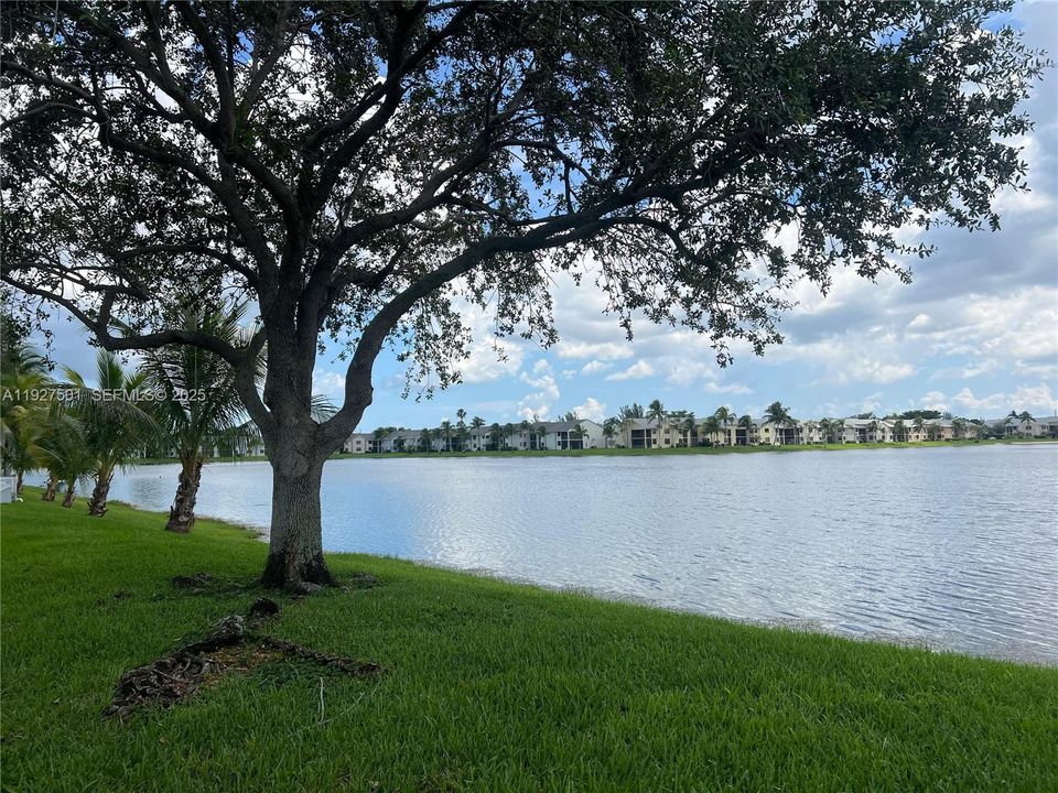 En Venta: $193,000 (2 camas, 1 baños, 863 Pies cuadrados)