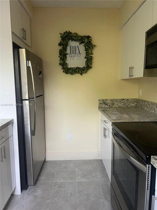 En Venta: $193,000 (2 camas, 1 baños, 863 Pies cuadrados)