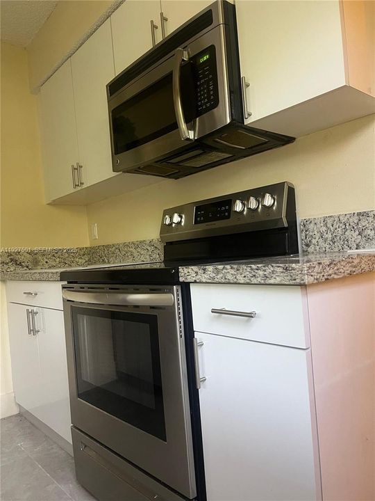 En Venta: $193,000 (2 camas, 1 baños, 863 Pies cuadrados)