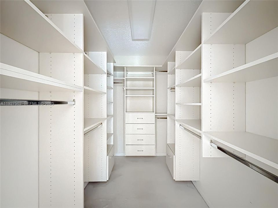 На продажу: $480,000 (3 спален, 2 ванн, 1329 Квадратных фут)