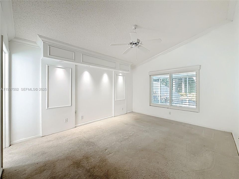 На продажу: $480,000 (3 спален, 2 ванн, 1329 Квадратных фут)