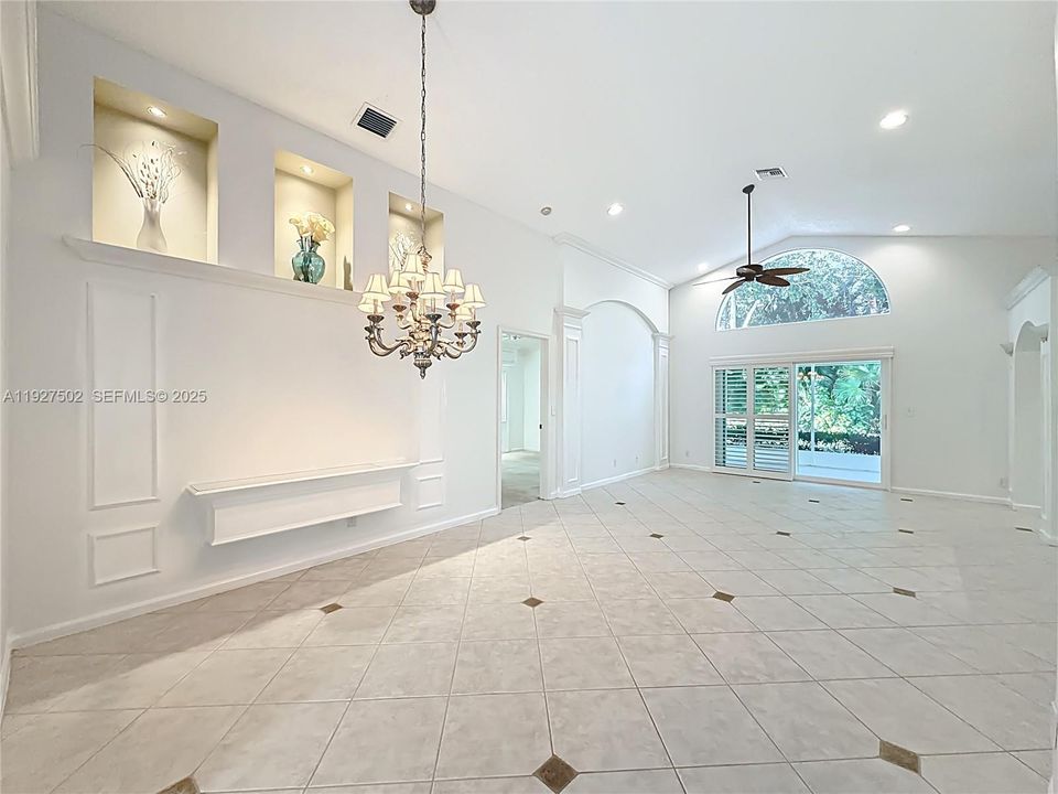 На продажу: $480,000 (3 спален, 2 ванн, 1329 Квадратных фут)