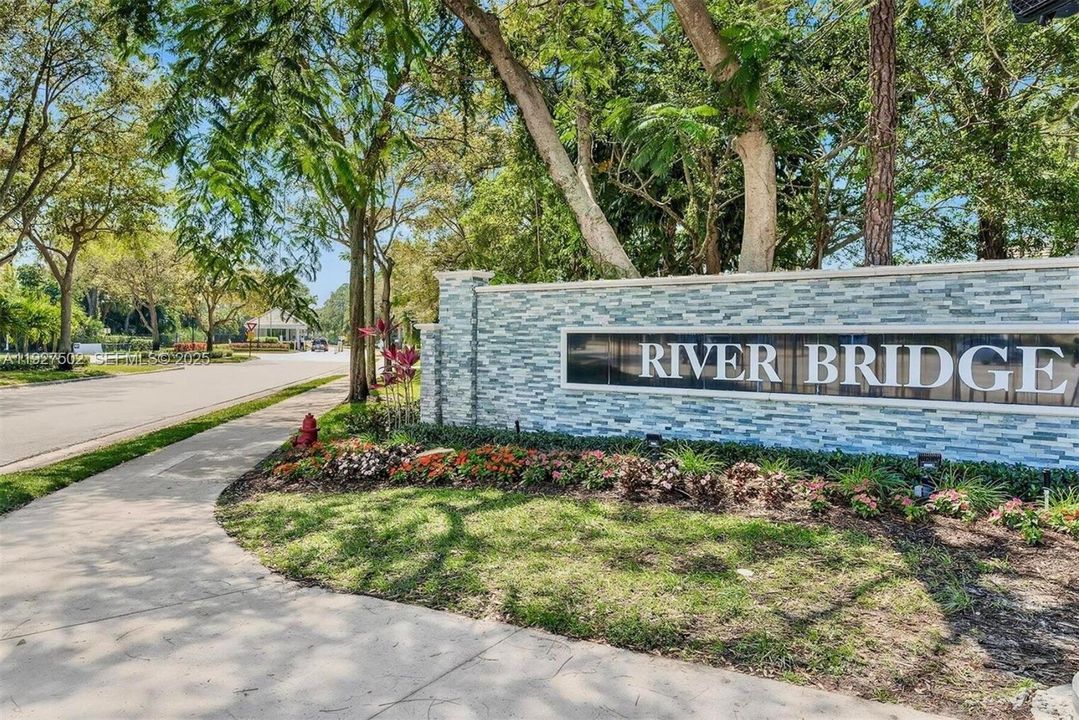 На продажу: $480,000 (3 спален, 2 ванн, 1329 Квадратных фут)