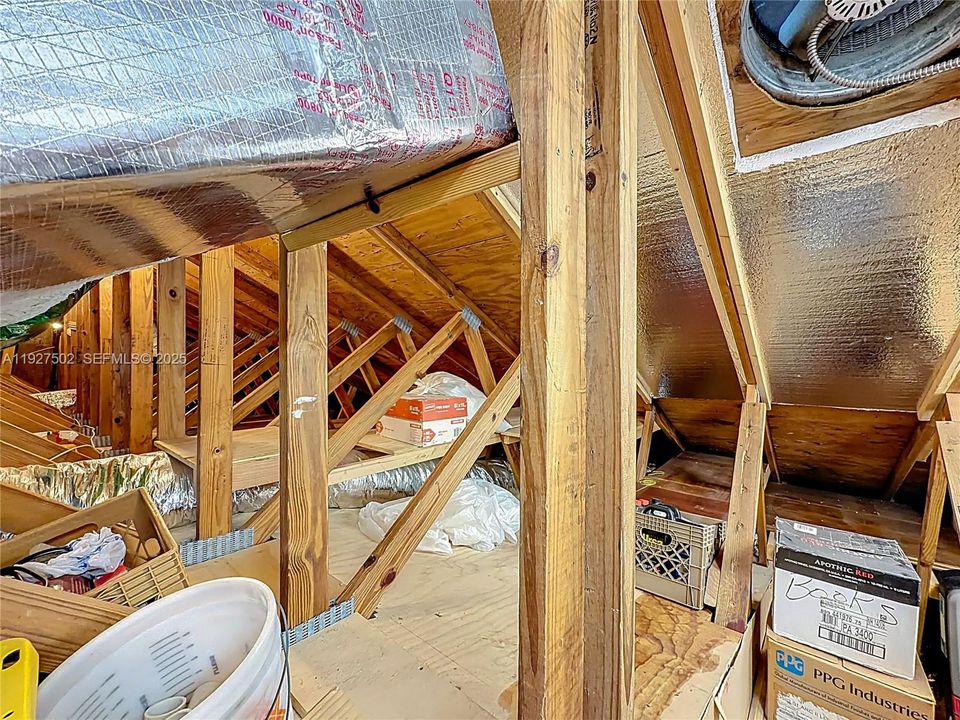 На продажу: $480,000 (3 спален, 2 ванн, 1329 Квадратных фут)