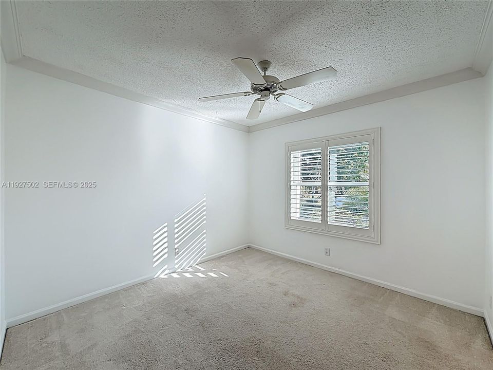 На продажу: $480,000 (3 спален, 2 ванн, 1329 Квадратных фут)