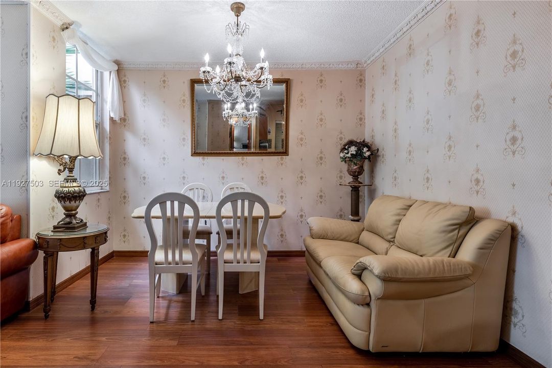 В аренду: $2,800 (2 спален, 2 ванн, 1100 Квадратных фут)