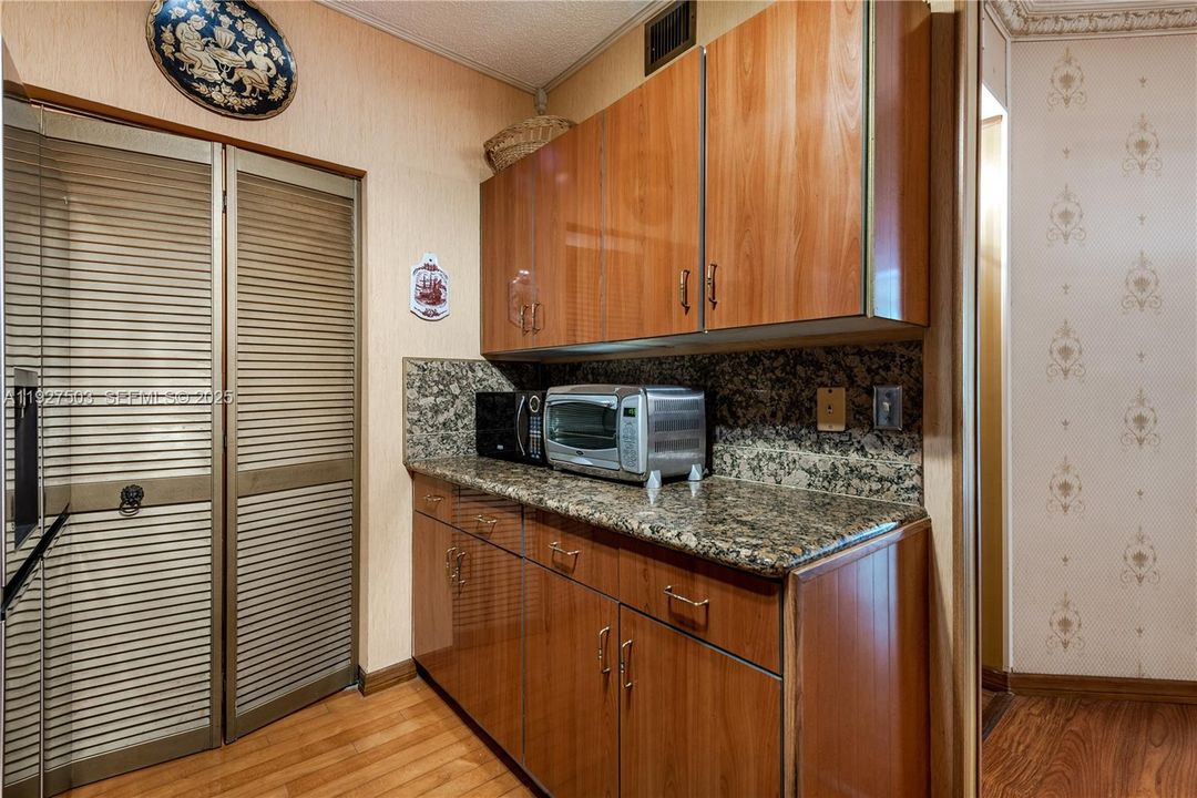 В аренду: $2,800 (2 спален, 2 ванн, 1100 Квадратных фут)