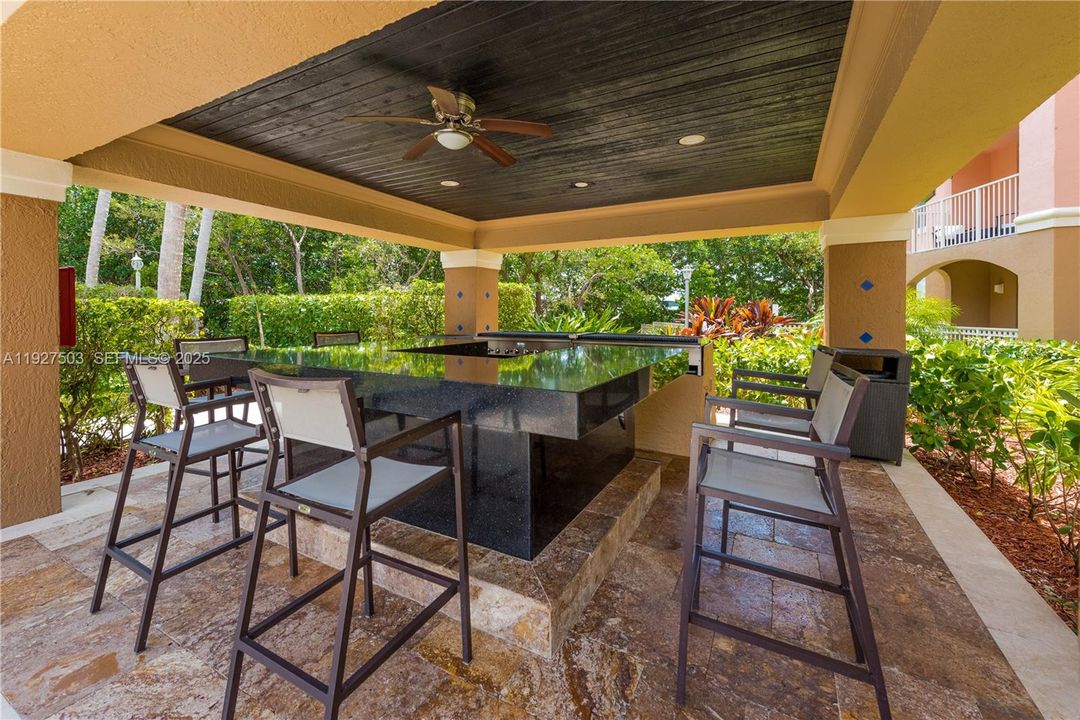 В аренду: $2,800 (2 спален, 2 ванн, 1100 Квадратных фут)