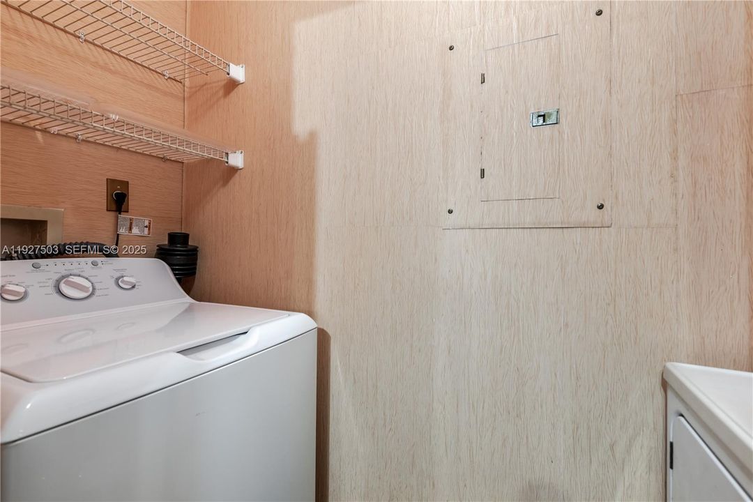 В аренду: $2,800 (2 спален, 2 ванн, 1100 Квадратных фут)