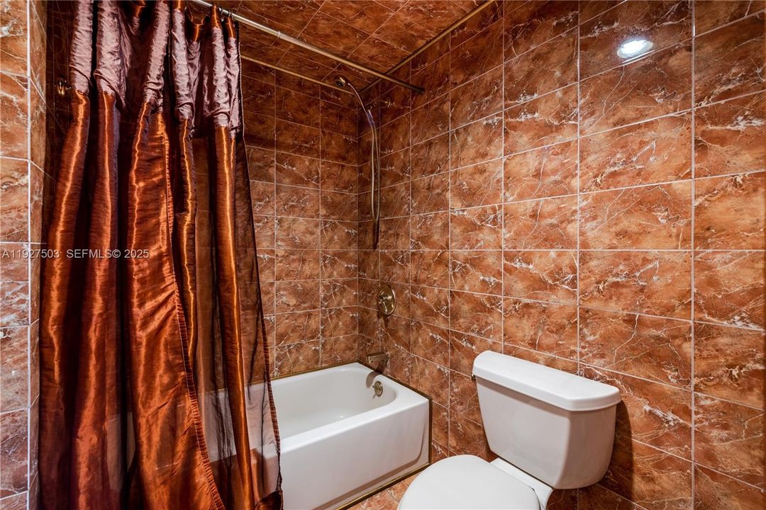 В аренду: $2,800 (2 спален, 2 ванн, 1100 Квадратных фут)