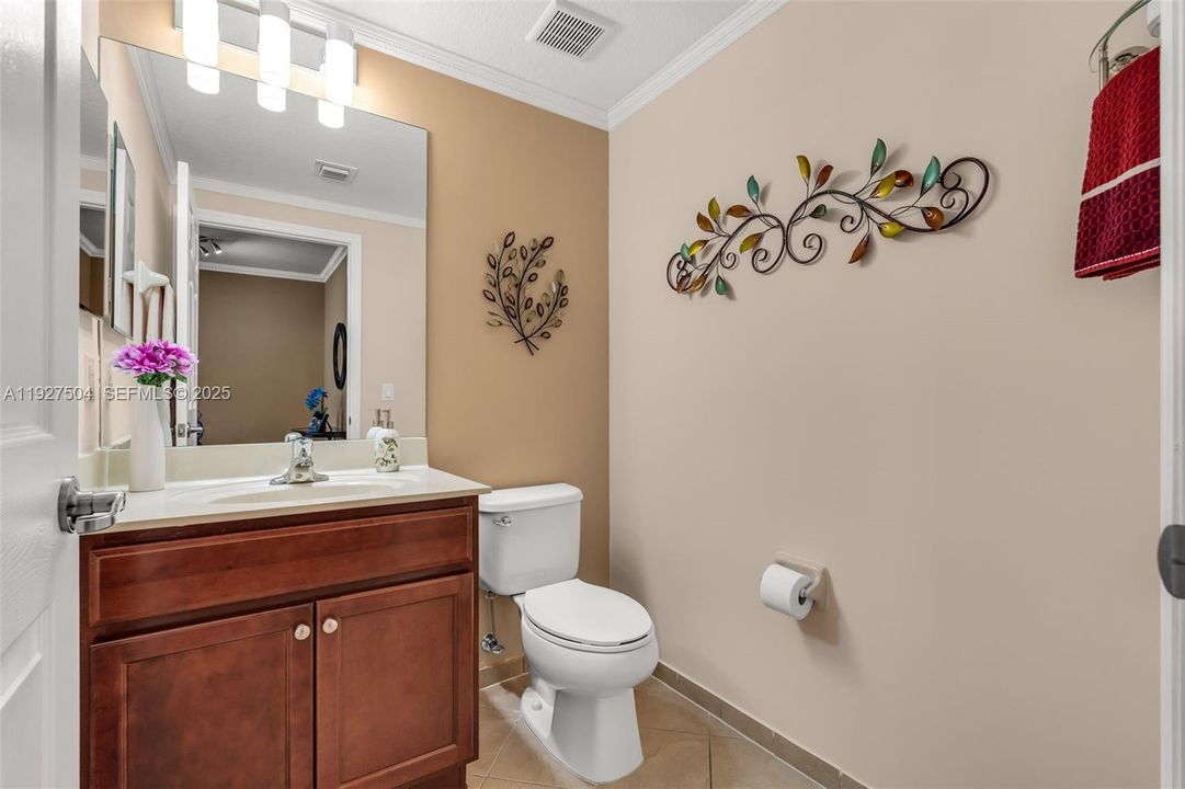 En Venta: $520,000 (3 camas, 2 baños, 1666 Pies cuadrados)