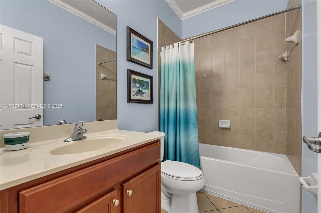 En Venta: $520,000 (3 camas, 2 baños, 1666 Pies cuadrados)