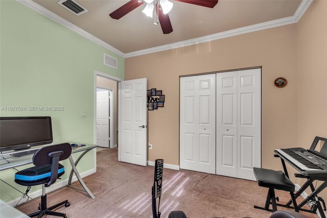 En Venta: $520,000 (3 camas, 2 baños, 1666 Pies cuadrados)