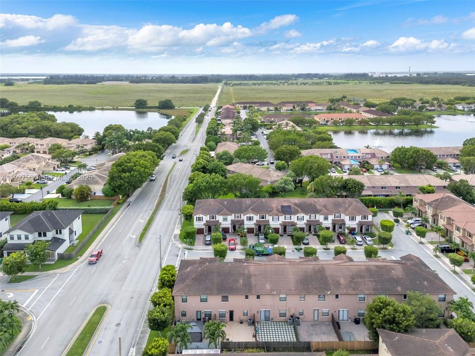 En Venta: $520,000 (3 camas, 2 baños, 1666 Pies cuadrados)