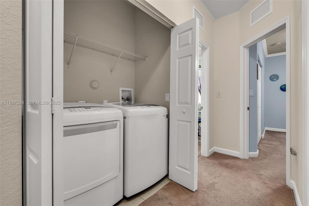 En Venta: $520,000 (3 camas, 2 baños, 1666 Pies cuadrados)