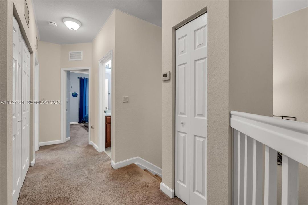 En Venta: $520,000 (3 camas, 2 baños, 1666 Pies cuadrados)