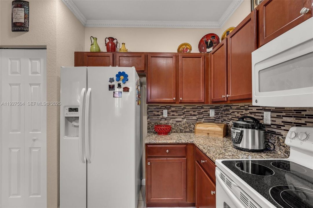 En Venta: $520,000 (3 camas, 2 baños, 1666 Pies cuadrados)