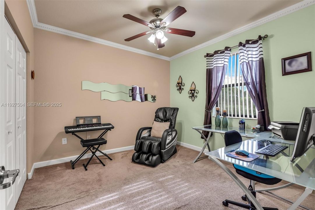 En Venta: $520,000 (3 camas, 2 baños, 1666 Pies cuadrados)