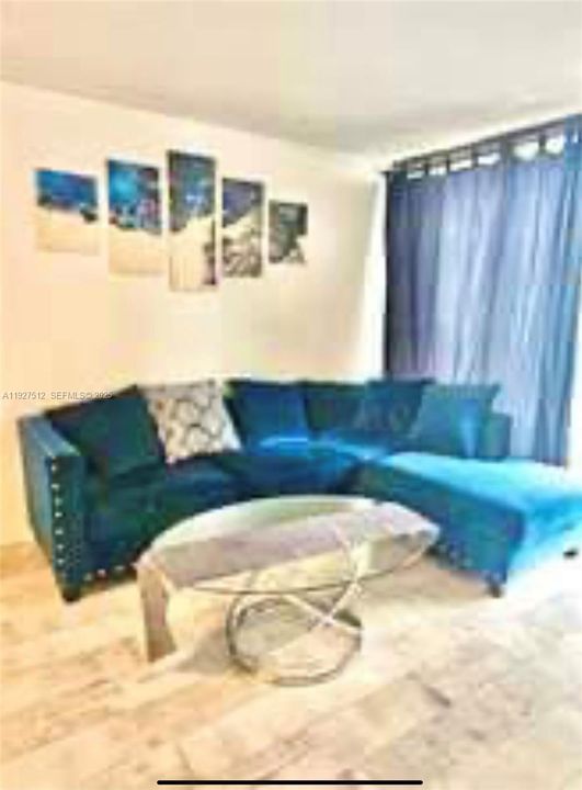 В аренду: $2,400 (1 спален, 1 ванн, 741 Квадратных фут)