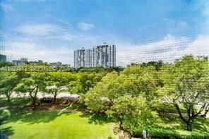 В аренду: $2,400 (1 спален, 1 ванн, 741 Квадратных фут)