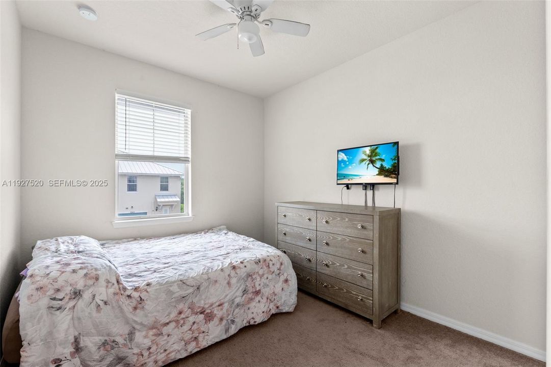 En Renta: $3,500 (3 camas, 2 baños, 1421 Pies cuadrados)