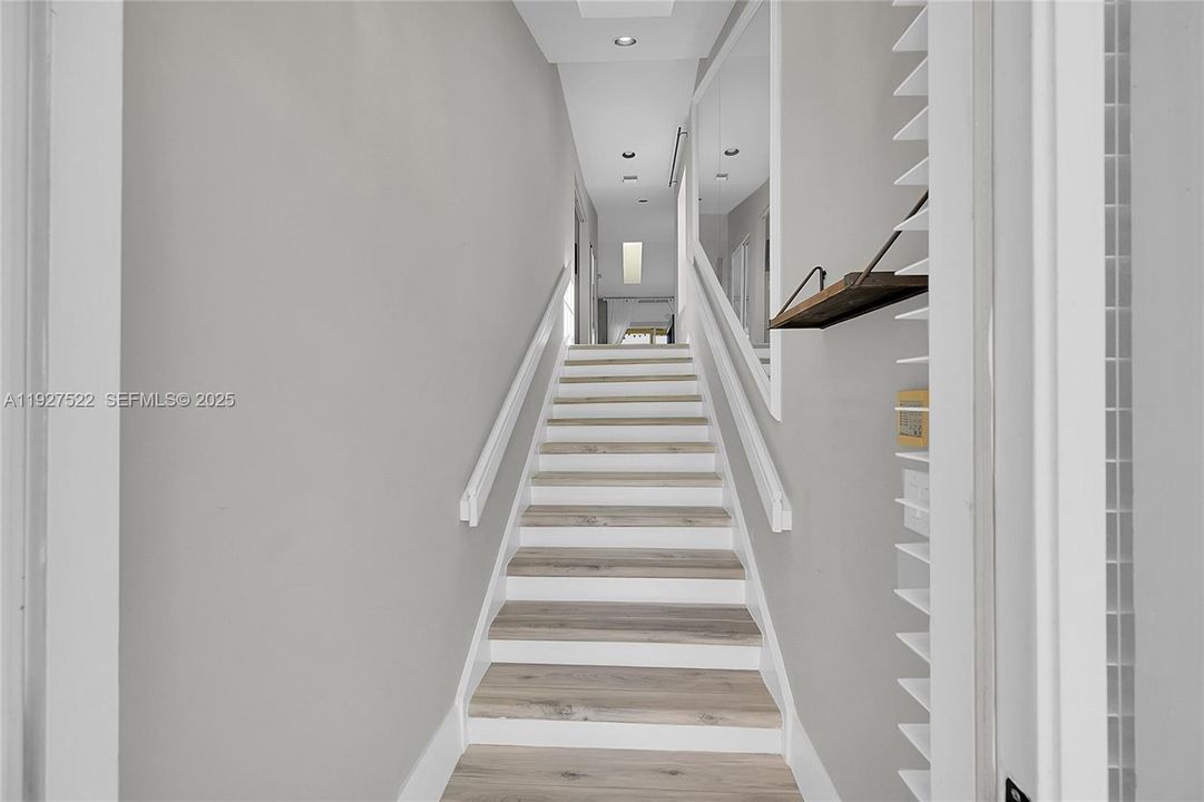 На продажу: $465,000 (3 спален, 2 ванн, 1639 Квадратных фут)