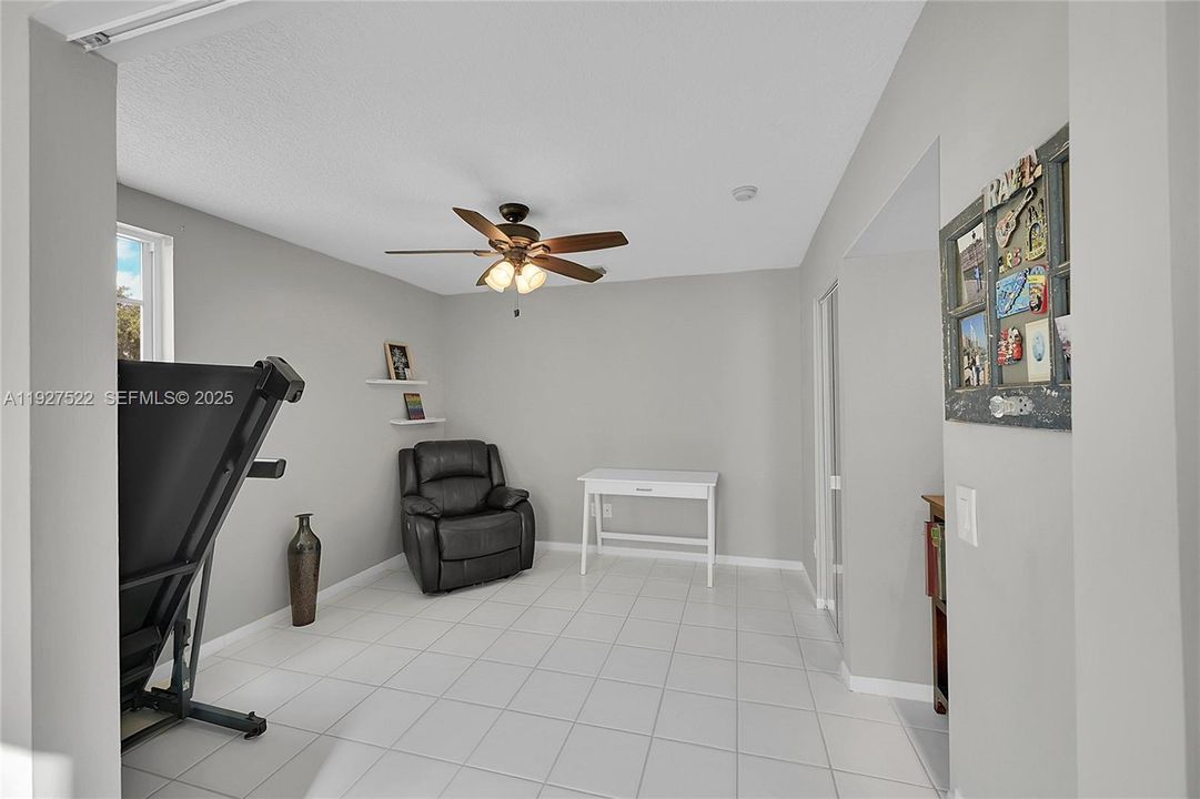 На продажу: $465,000 (3 спален, 2 ванн, 1639 Квадратных фут)