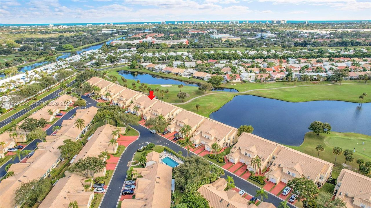 На продажу: $465,000 (3 спален, 2 ванн, 1639 Квадратных фут)